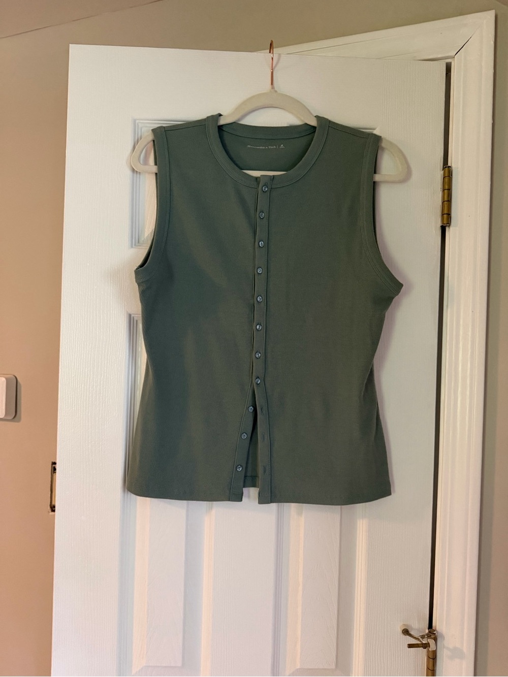 Abercrombie and Fit h Button-Front Tank Top - Sage green
